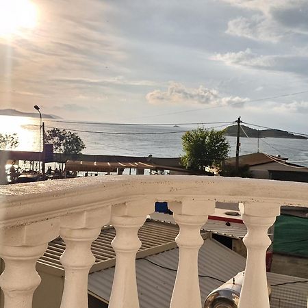 Blue Hotel Ksamil Ngoại thất bức ảnh