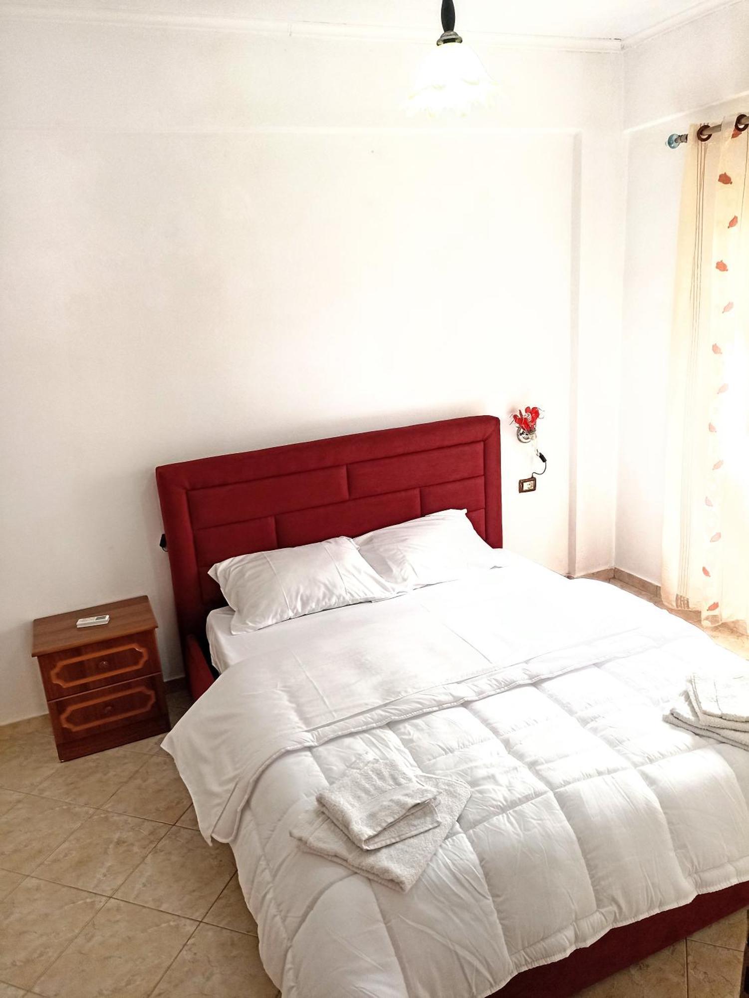 Blue Hotel Ksamil Phòng bức ảnh