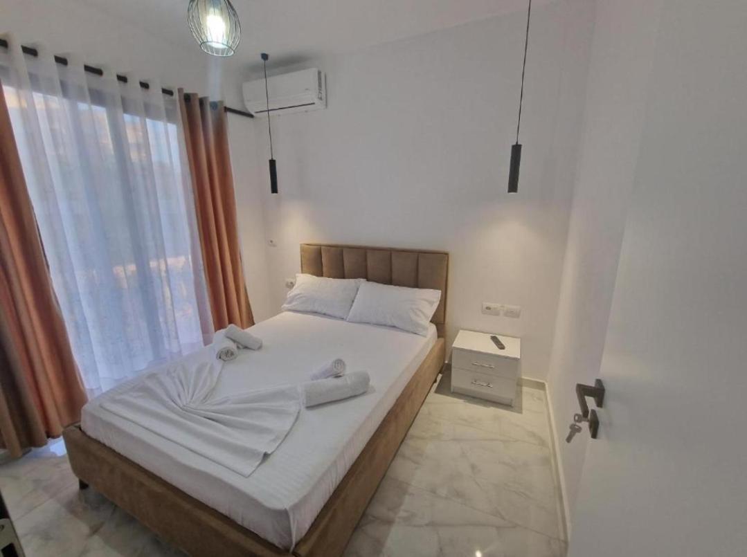 Blue Hotel Ksamil Ngoại thất bức ảnh