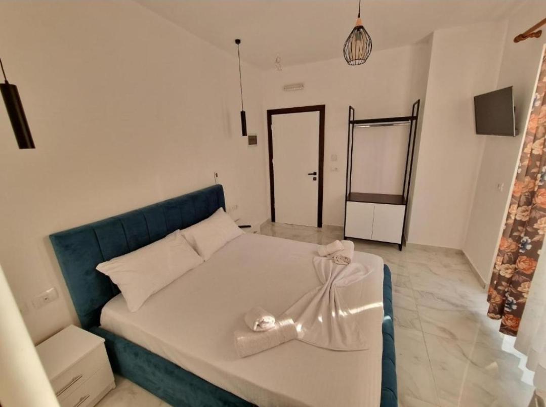 Blue Hotel Ksamil Ngoại thất bức ảnh